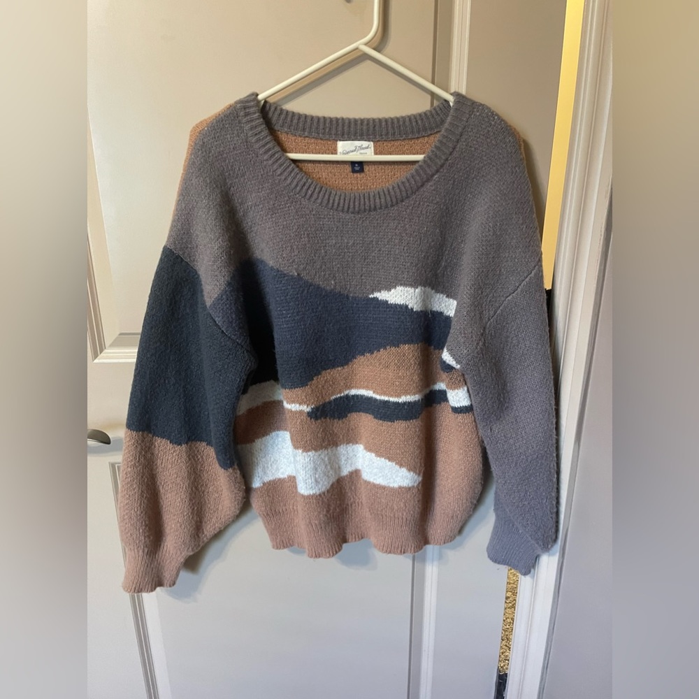 Universal thread sweater